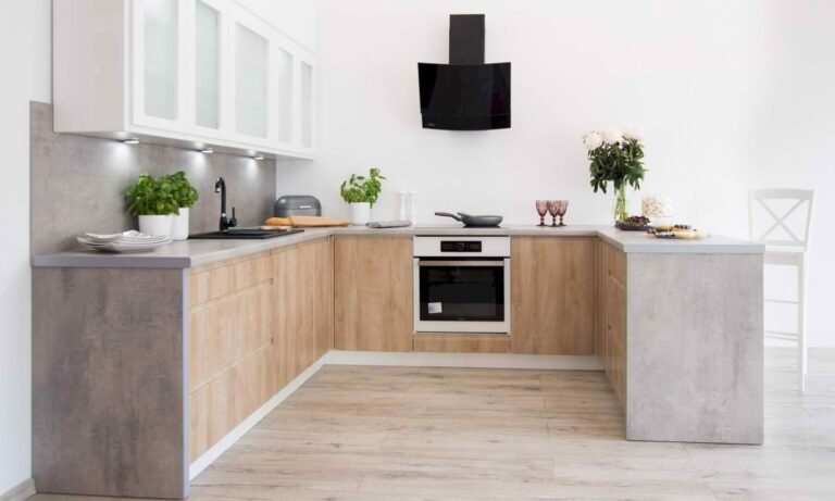 livia_1500x900_3-1613048857